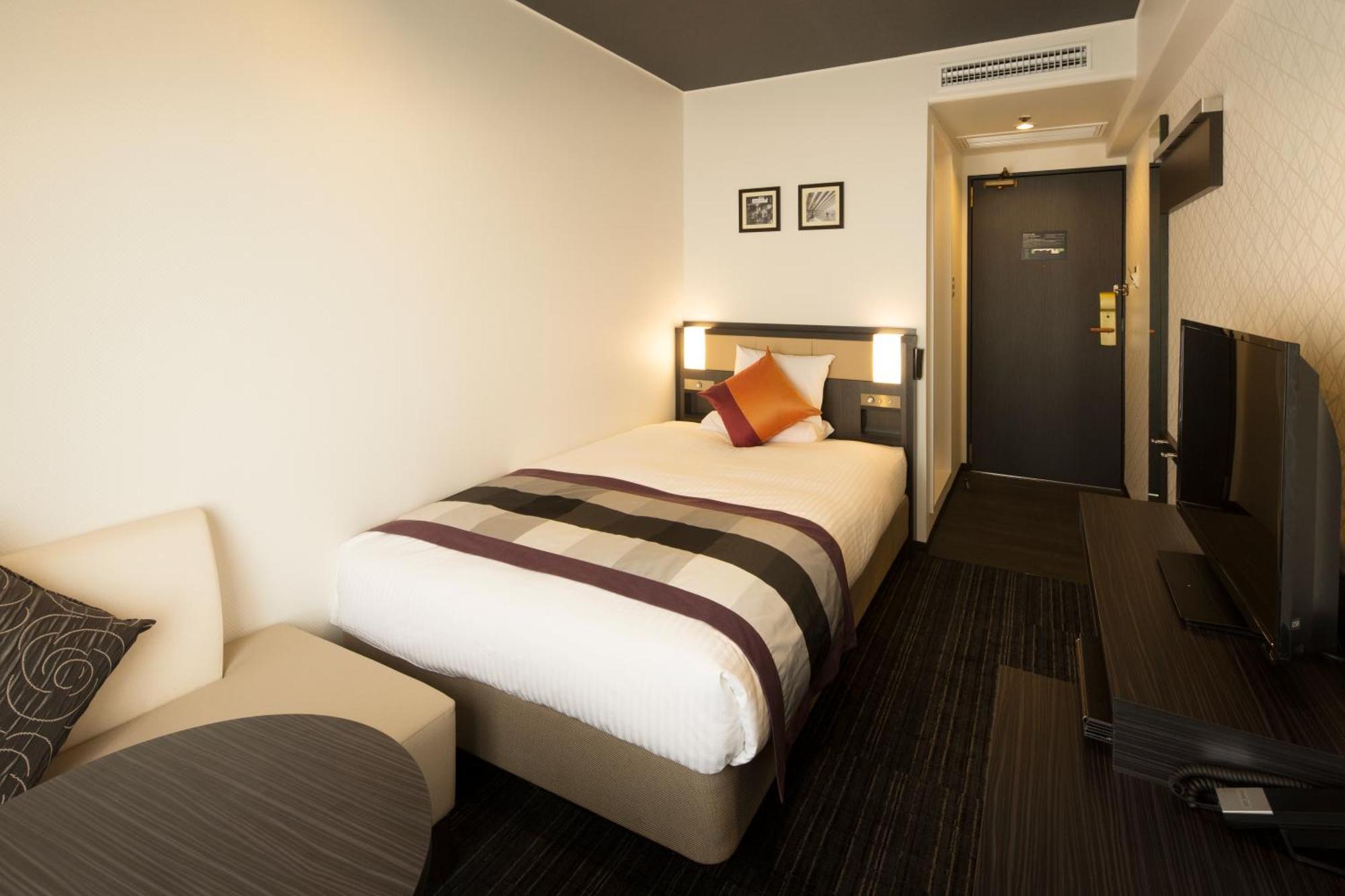 Hotel Mystays Shinsaibashi Osaka Exterior photo