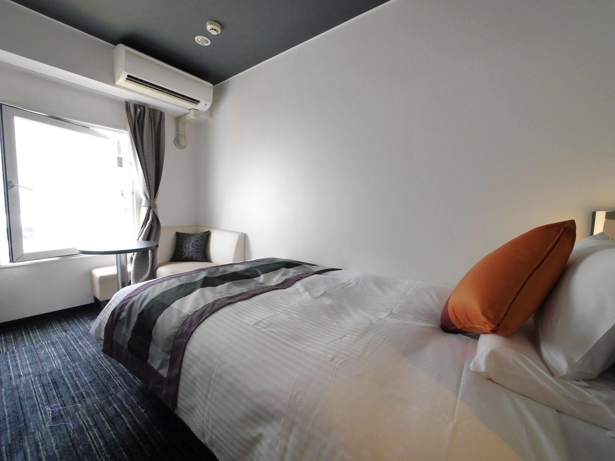 Hotel Mystays Shinsaibashi Osaka Exterior photo